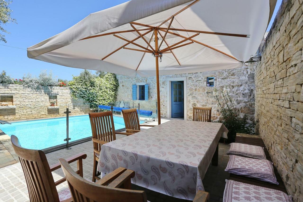 Olive'S Hug Villa Poljana  Exterior photo