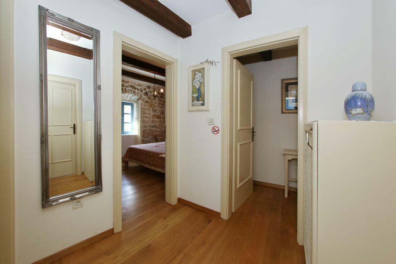 Olive'S Hug Villa Poljana  Exterior photo